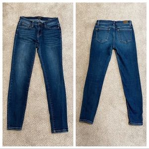 Judy Blue Skinny Dark Wash Jean, size 7/28